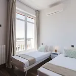 Dobo Rooms Gran Via Apartments